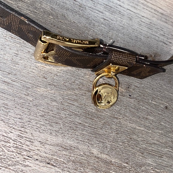 Michael Kors brown belt - Picture 3 of 5